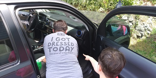 Shirt says 'I got dressed today. It's kind of a big deal.'