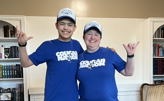 Matching shirts and hats!